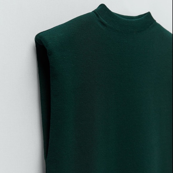 ZARA Shoulder Pad Knit Top - Picture 3 of 6